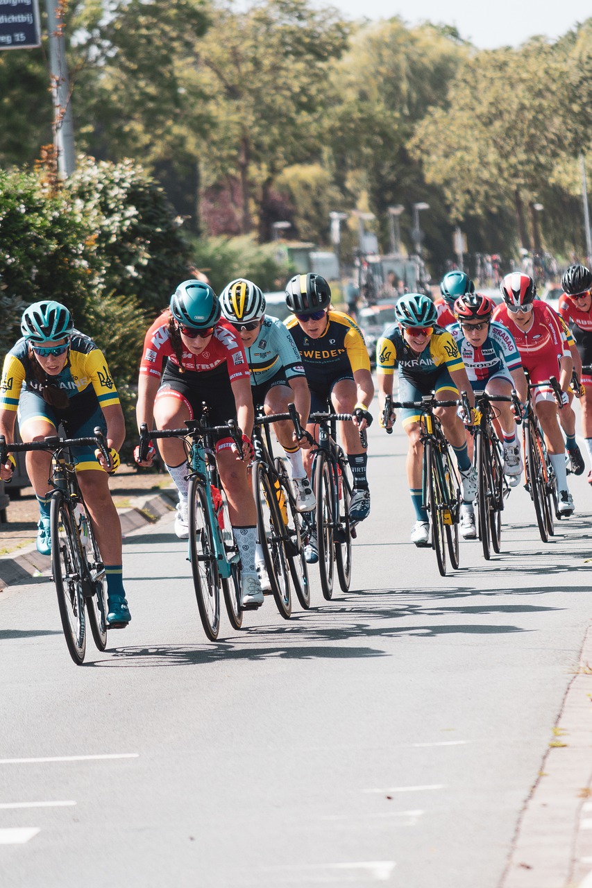 cycling, cyclists, race-4397606 cycling, cyclists, race